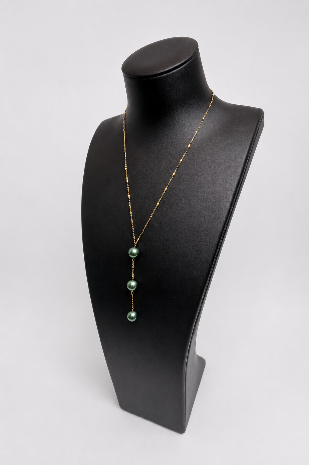 Ekolu Wai Necklace
