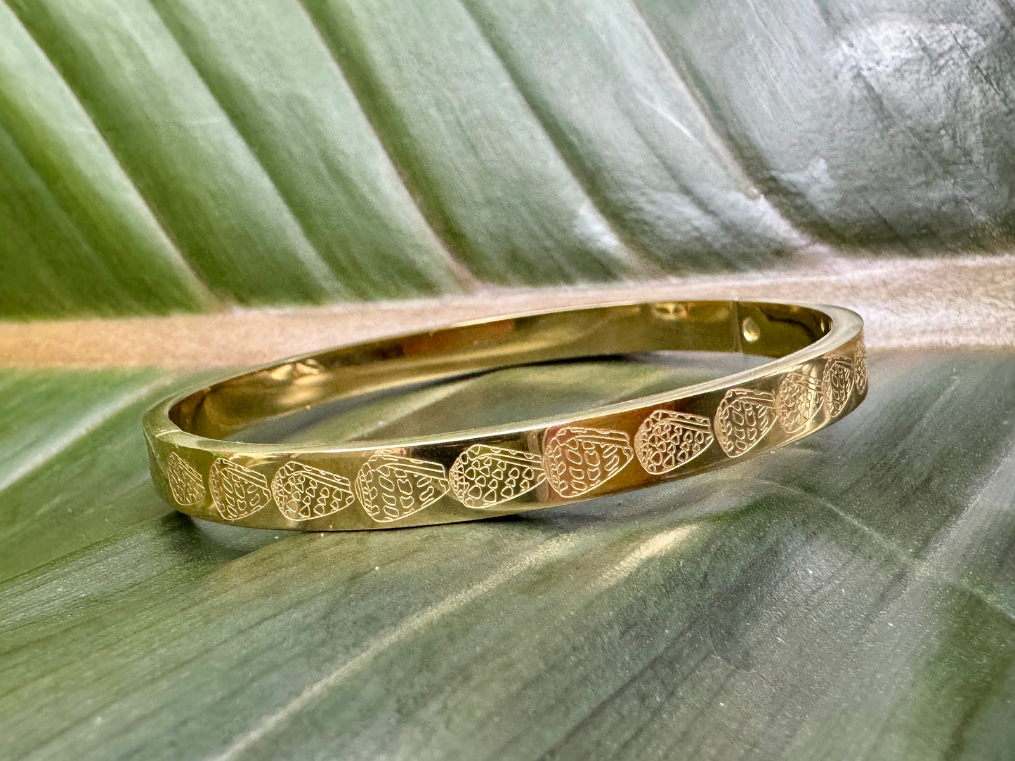 Hebrew Bracelet – 14K PVD Gold