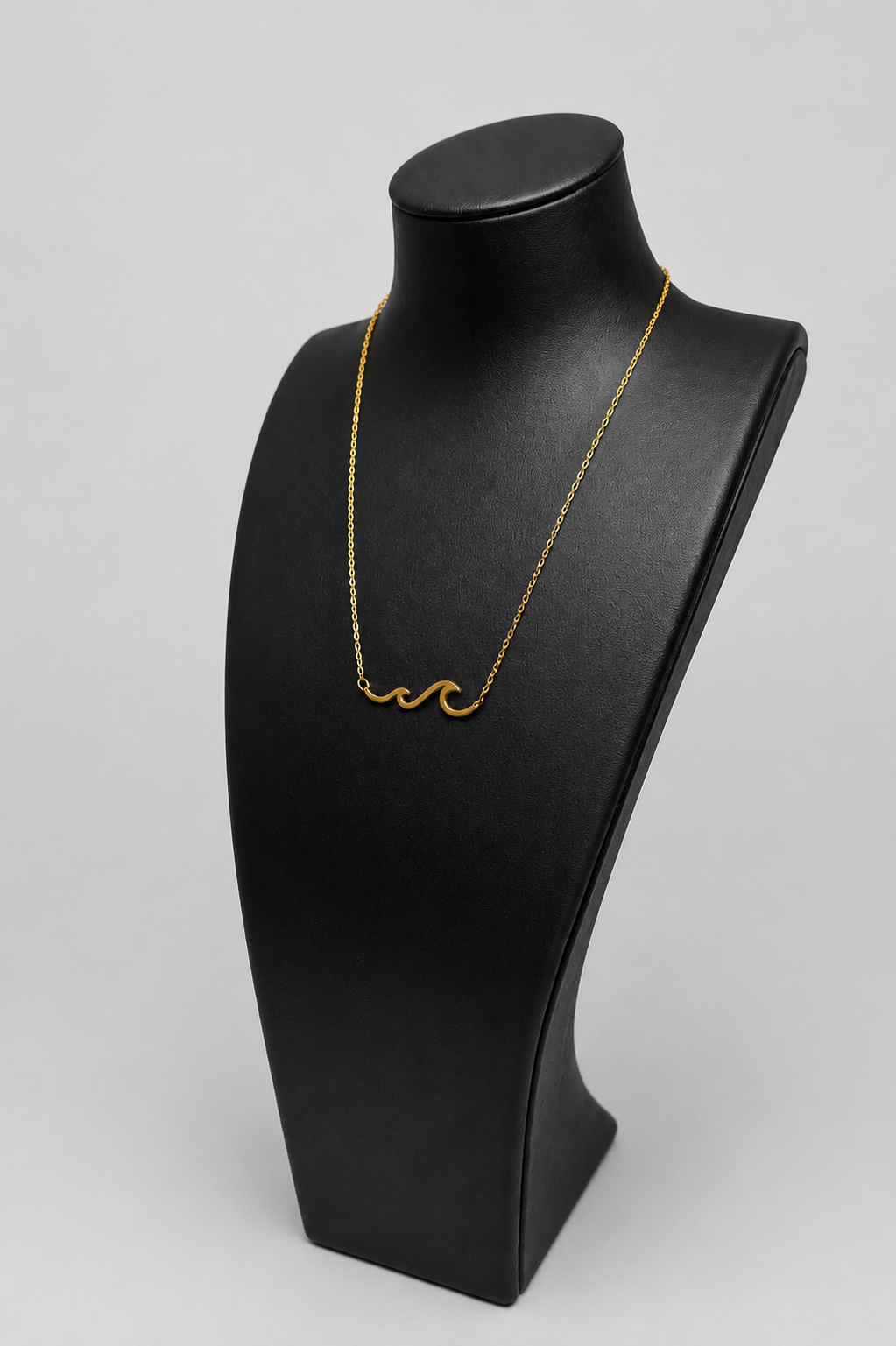 Nalu necklace