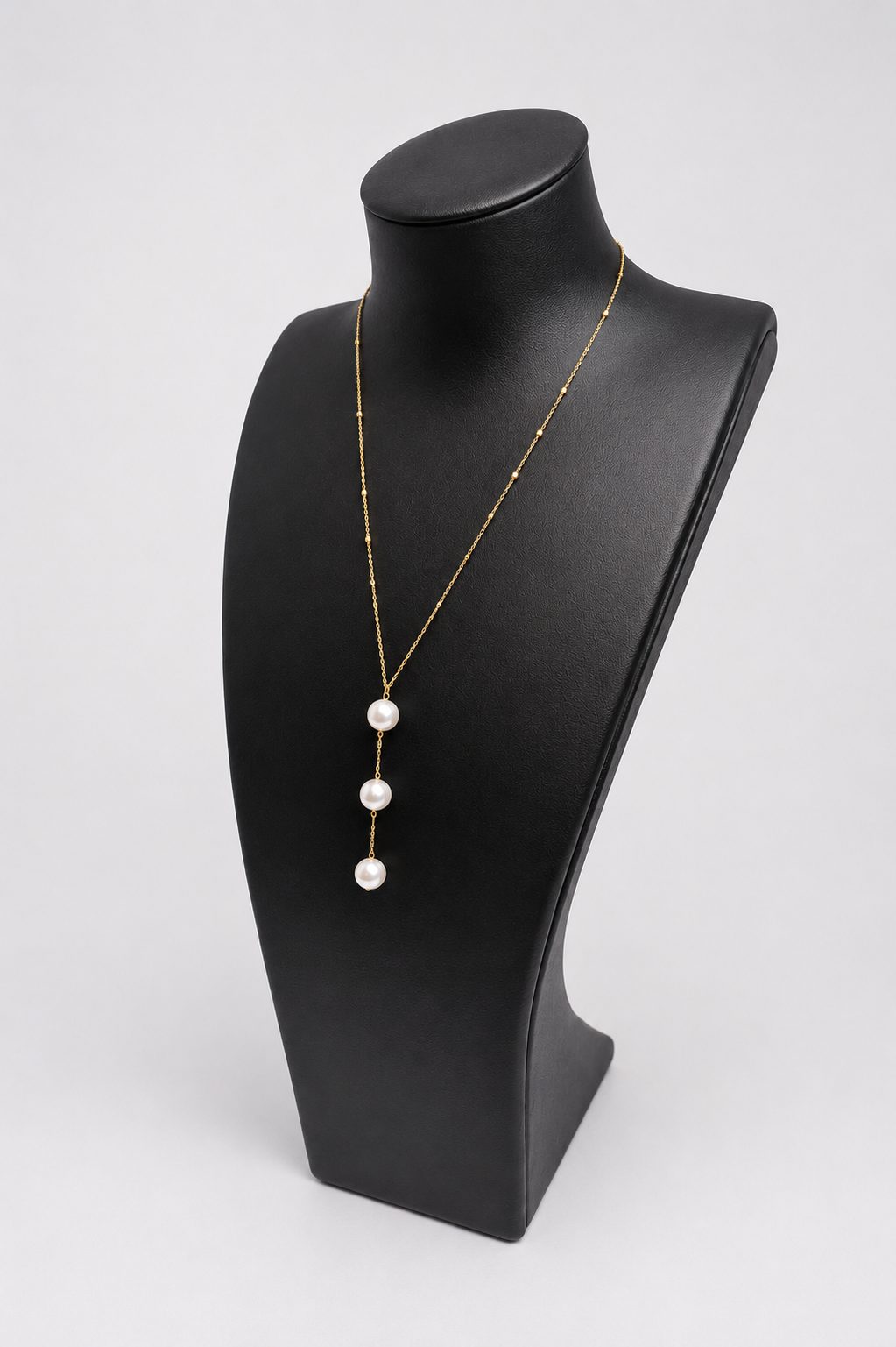 Ekolu Wai Necklace