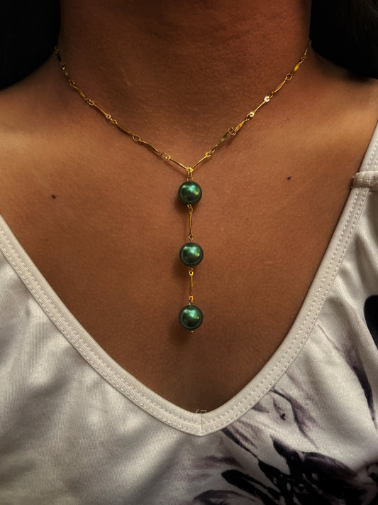 Ekolu Wai Necklace