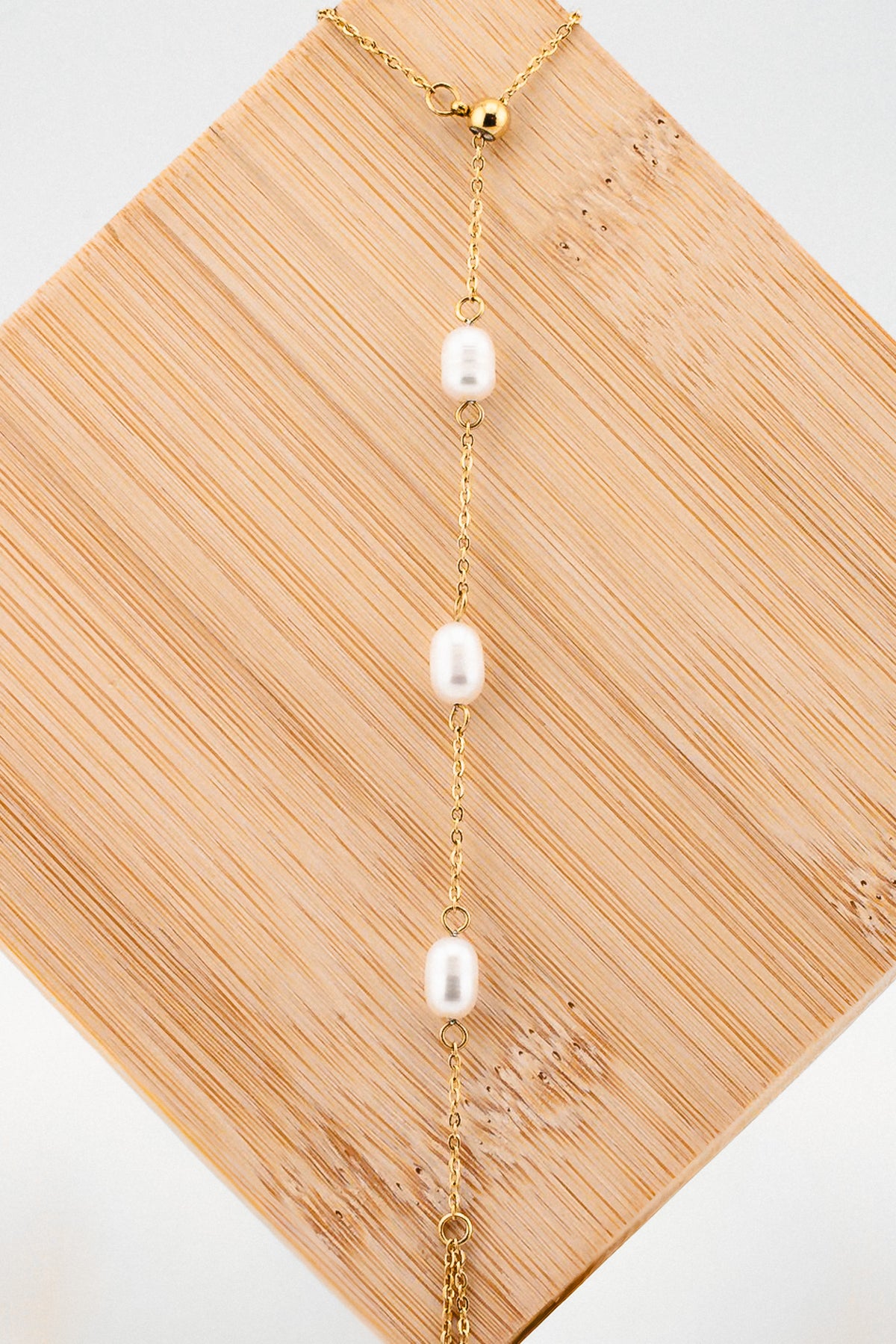 Hinahina Hand Chain (H5) (H6)